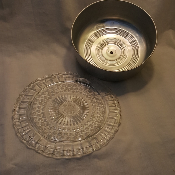 Vtg Cake Plate with Tin Lid. Clear Glass. - Picture 3 of 6